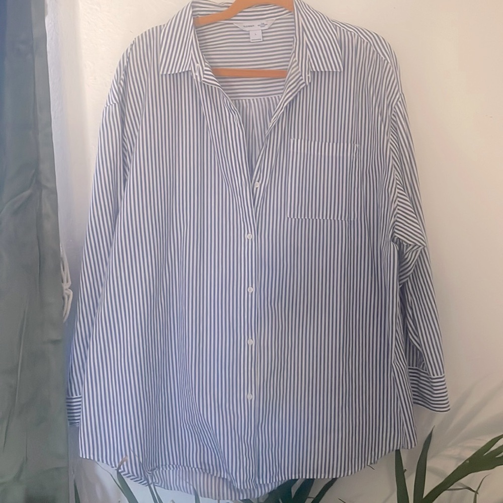 Old navy pin stripe button down